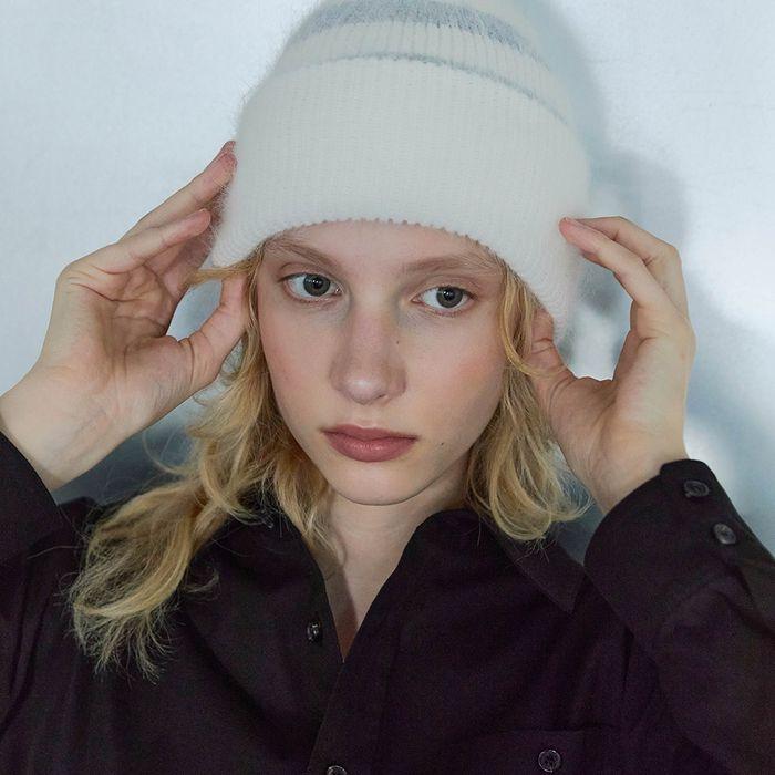 STRIPE ANGORA BEANIE / WHITE