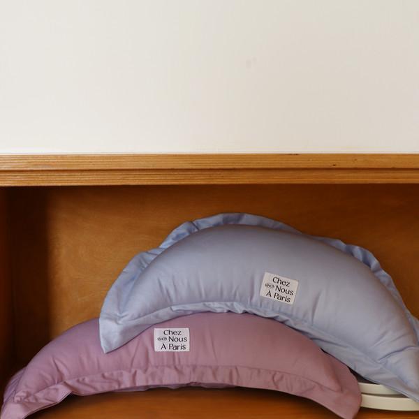 [FW22] Croissant Cushion Cover (Sky/Violet)