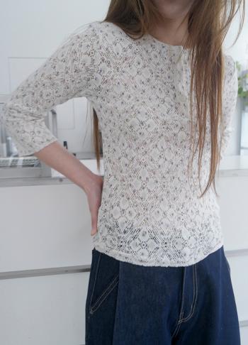 에프터먼데이 flower punching tee (2c)