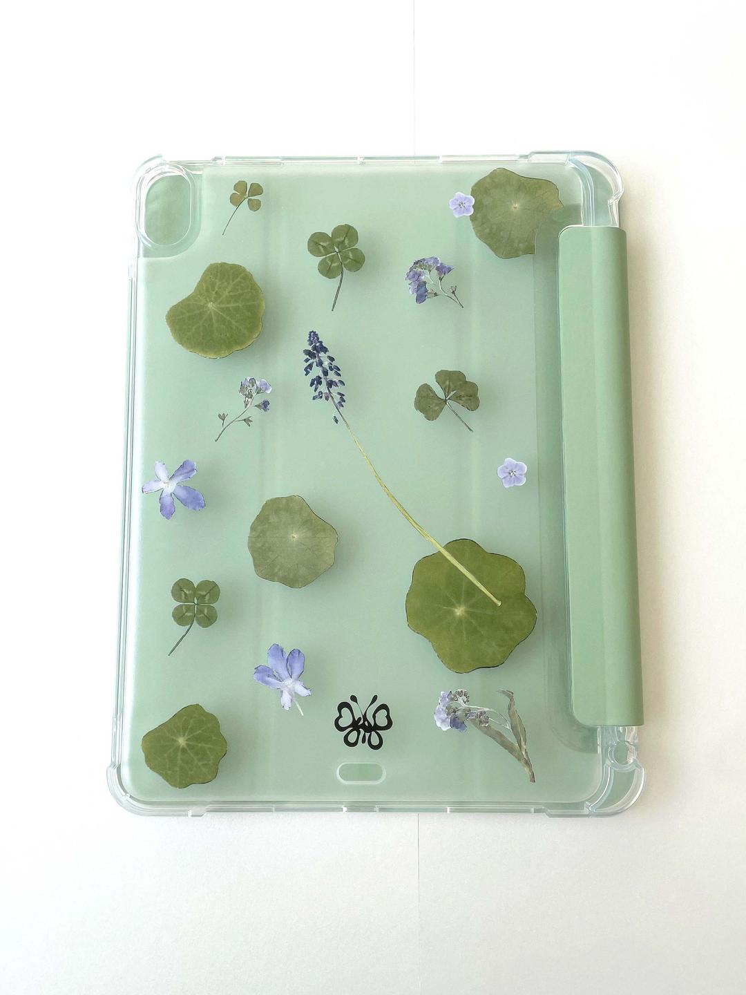 Green Lucky iPad Case