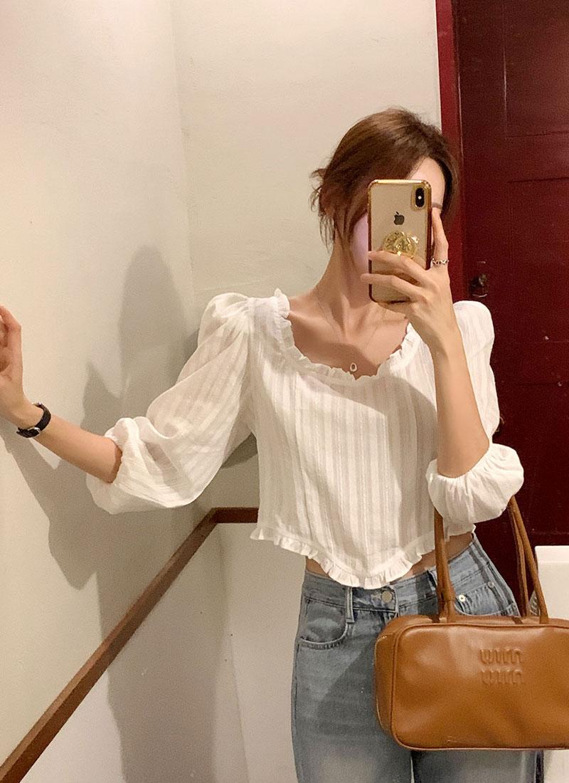 프링 크롭 블라우스