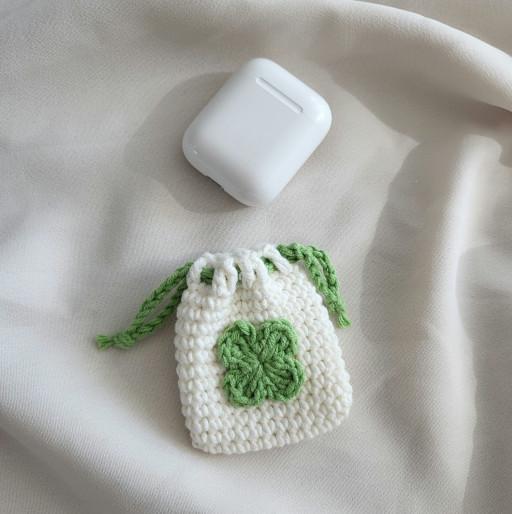 네잎클로버 에어팟 파우치