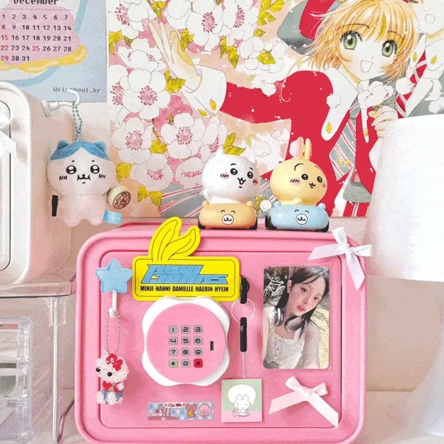 (인기)철제 캐비넷 소형금고 금고 저금통 비밀 미니금고 소품 인테리어 집꾸미기 악세사리 레트로 보관함