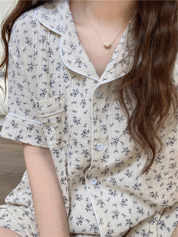 [당일출고⚡무배]잔꽃 반팔 파자마 상의 반바지 세트 잠옷