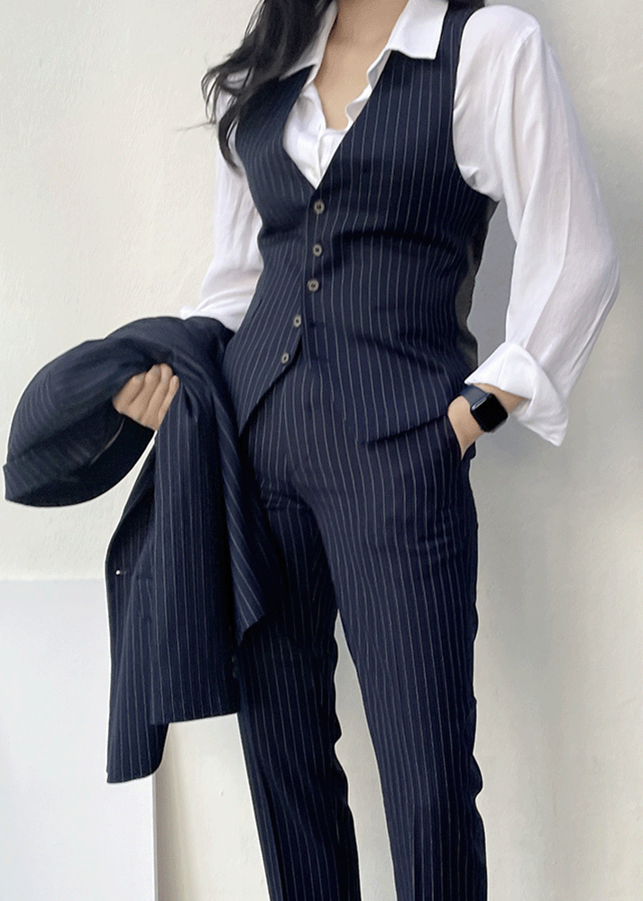 언클로젯 스트라이프 정장 조끼 베스트 ( 빅사이즈 쓰리피스 여성 수트 셋업 )
