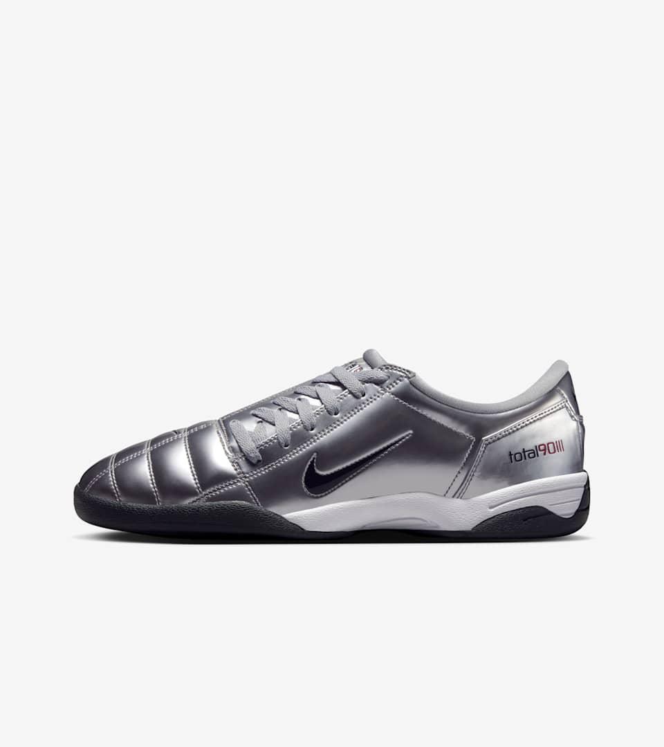 토탈 90 'Metallic Silver and Black'(HJ9351-002) 출시일