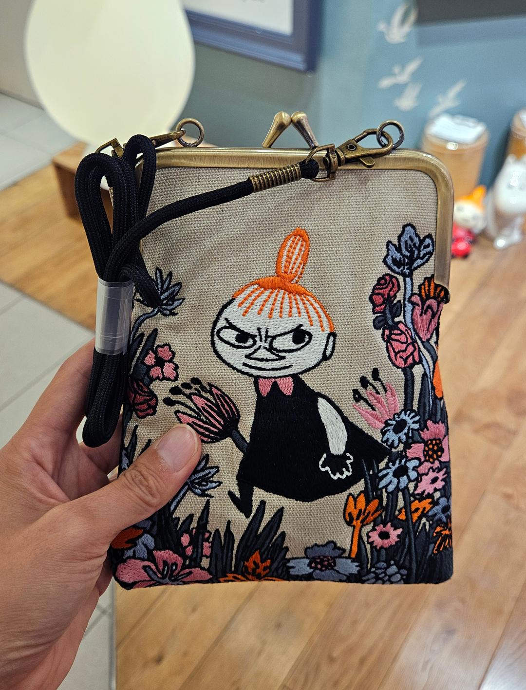 무민 리틀미이 다다미 자수 가마구치 똑딱이 파우치 베이지 숄더백