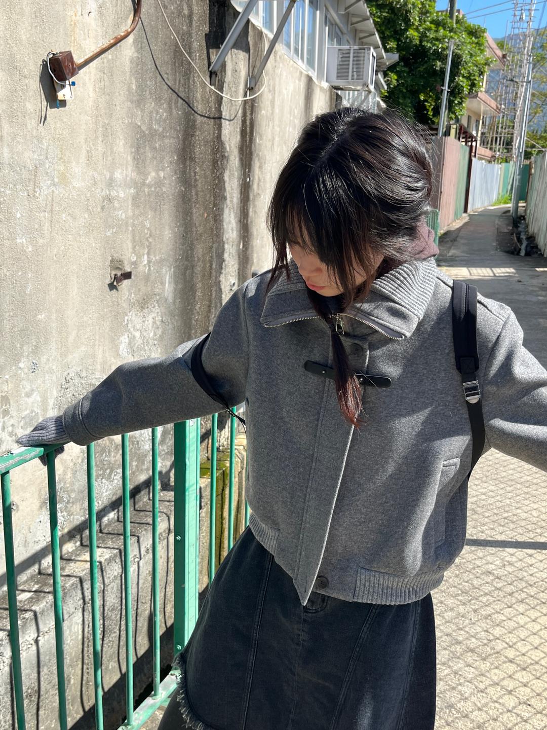 그레인 울 하이넥 자켓