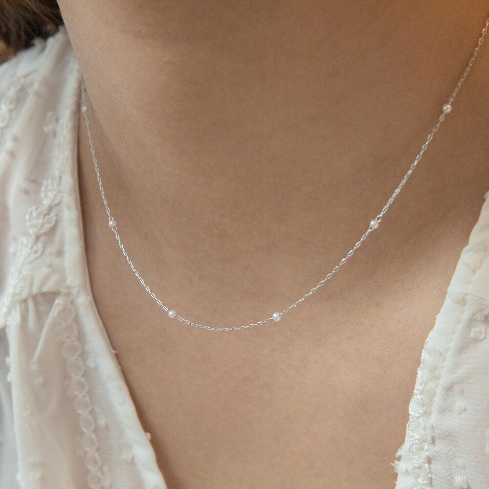 Mini Dot Necklace