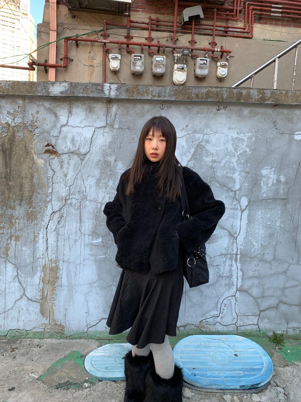 reversible side button crop mustang 리버시블 양면 사이드단추 크롭 무스탕