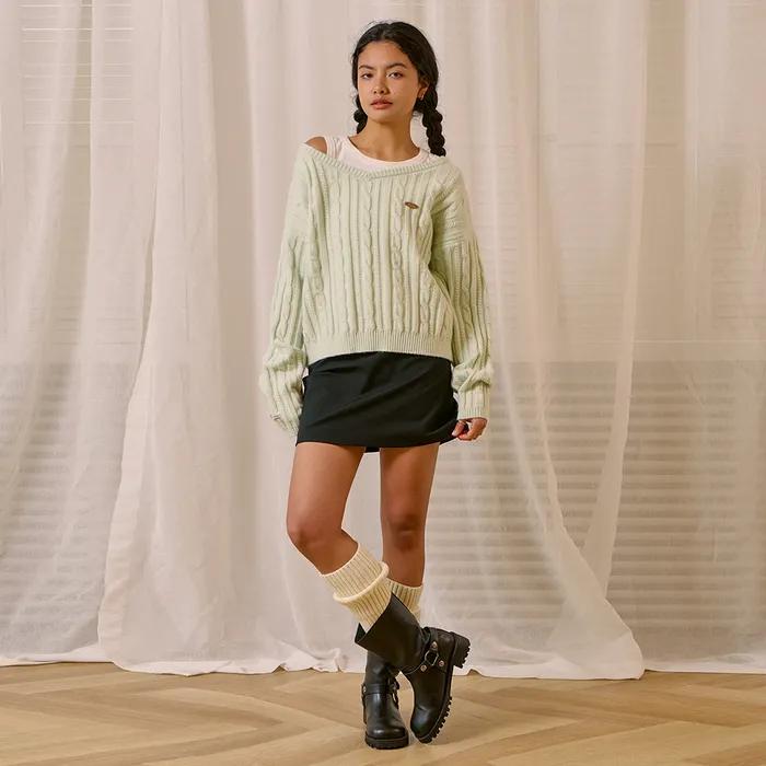 C.G V Neck Cable Sweater-Mint