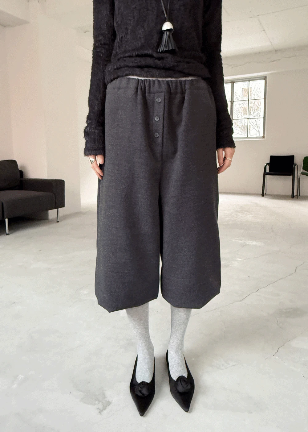 Wool string crop pants