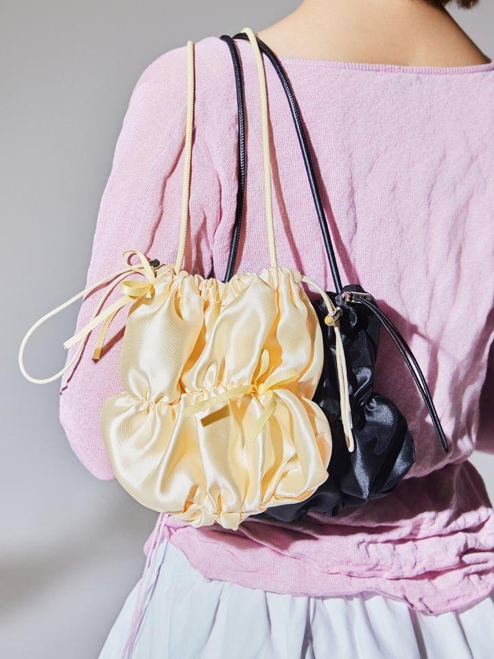 스트링 리본 미니 크로스백 HPABGES625