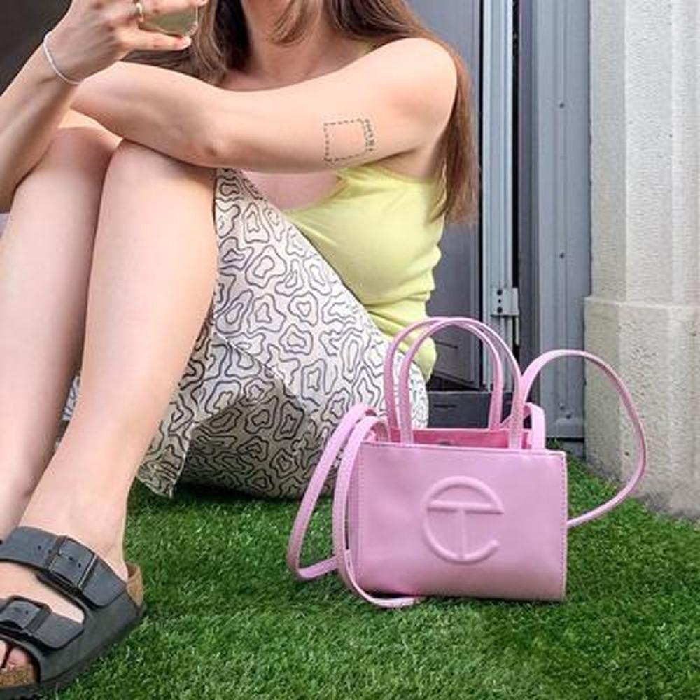Telfar 텔파 여성 인싸 가방 핑크 버블검 스몰 미디움 핸드폰 숄더 크로스백