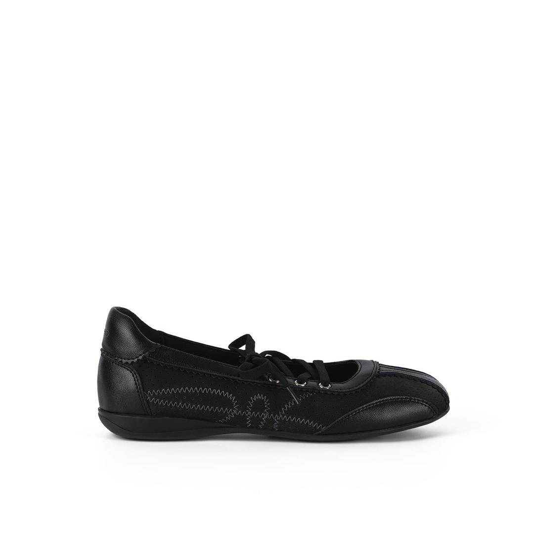 LUNE LACEUP SNEAKERS / BLACK