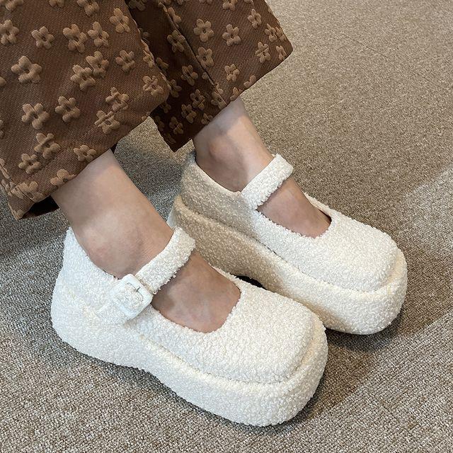 푸들 퍼 메리제인 슈즈 (3color) - 플러피 에코퍼 페이크퍼 털신발 스퀘어토 아웃솔 플랫폼 통굽 키높이 버클 스트랩 귀여운신발 가을 겨울