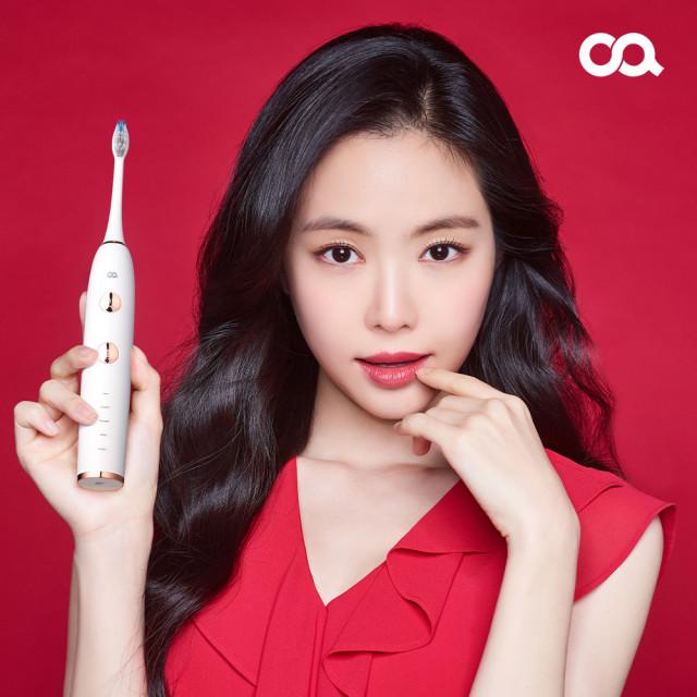 오아 클린이소프트 음파 전동 칫솔 IPX8