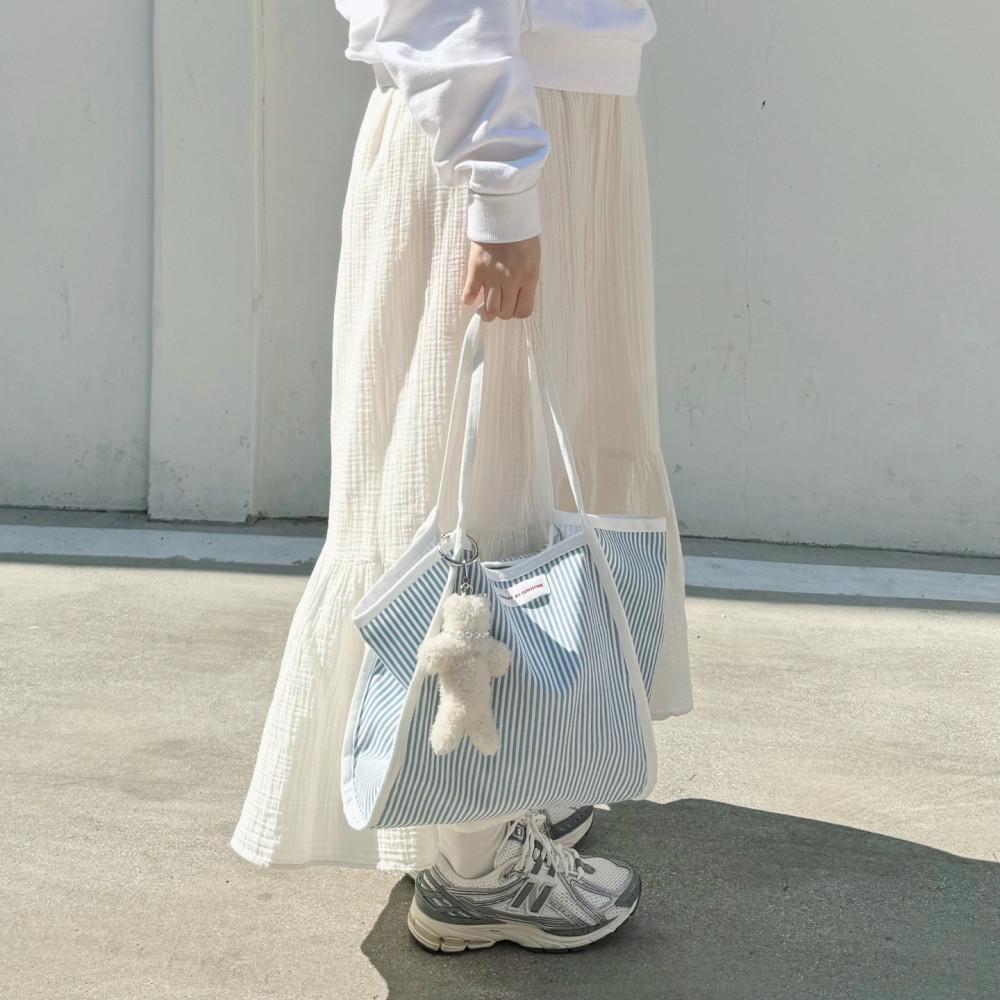 선데이바이선샤인 여성 봄 여름 스트라이프 휘뚜루마뚜루 보부상 휴양지 숄더 에코 토트백