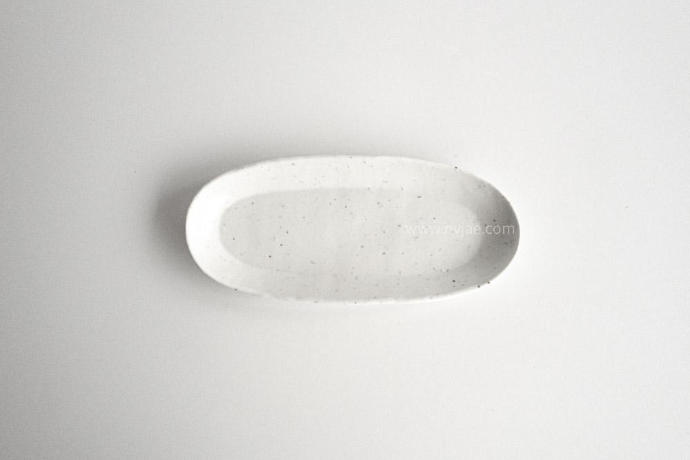 르하 두번째_Rough white