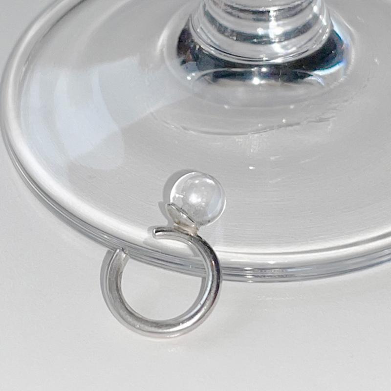 Orbit Quartz Earcuff