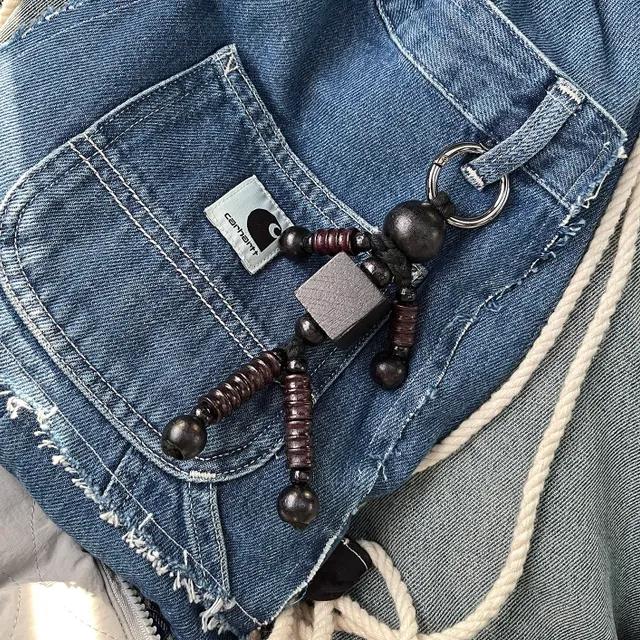 [big wooden human] 빅 사람 나무조각 펜턴트 키링