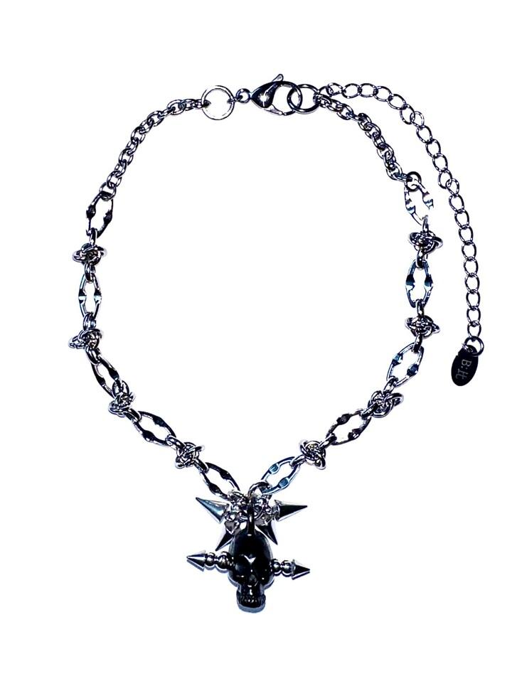 Horned Skull Barbed Necklace