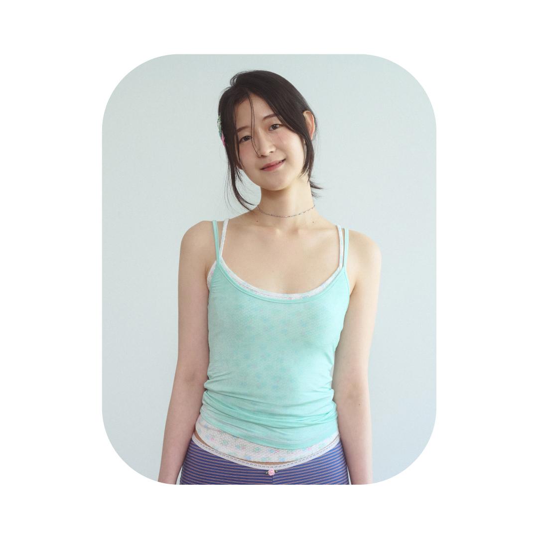 See-through sleeveless mint