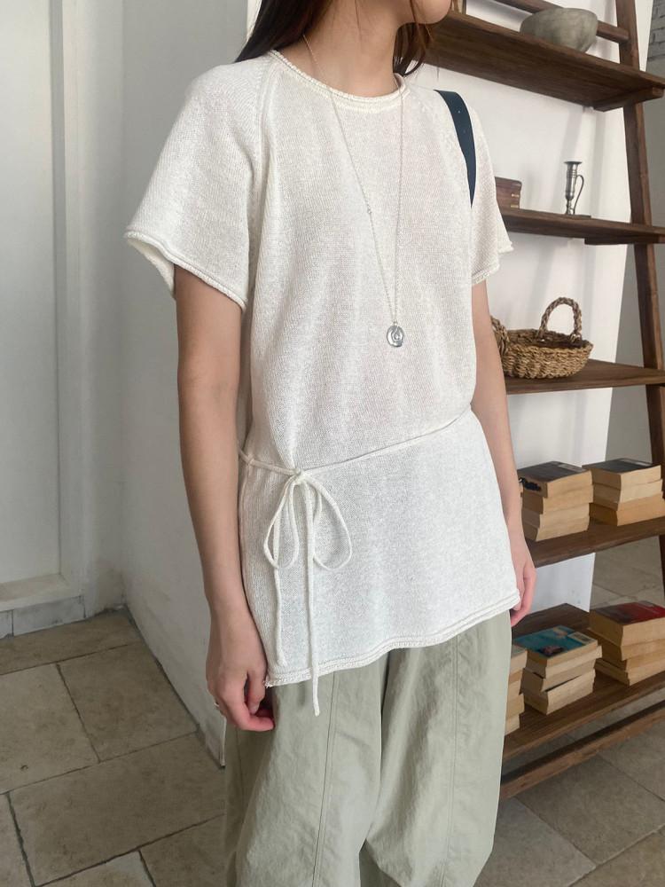 미엔느 / 로터 라운드 반팔 니트 (3col) / 블랙 지연