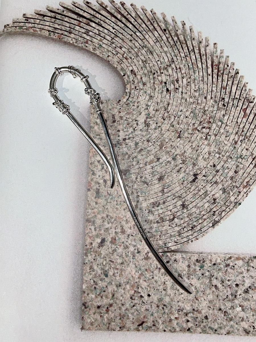FLAKE HAIR PIN