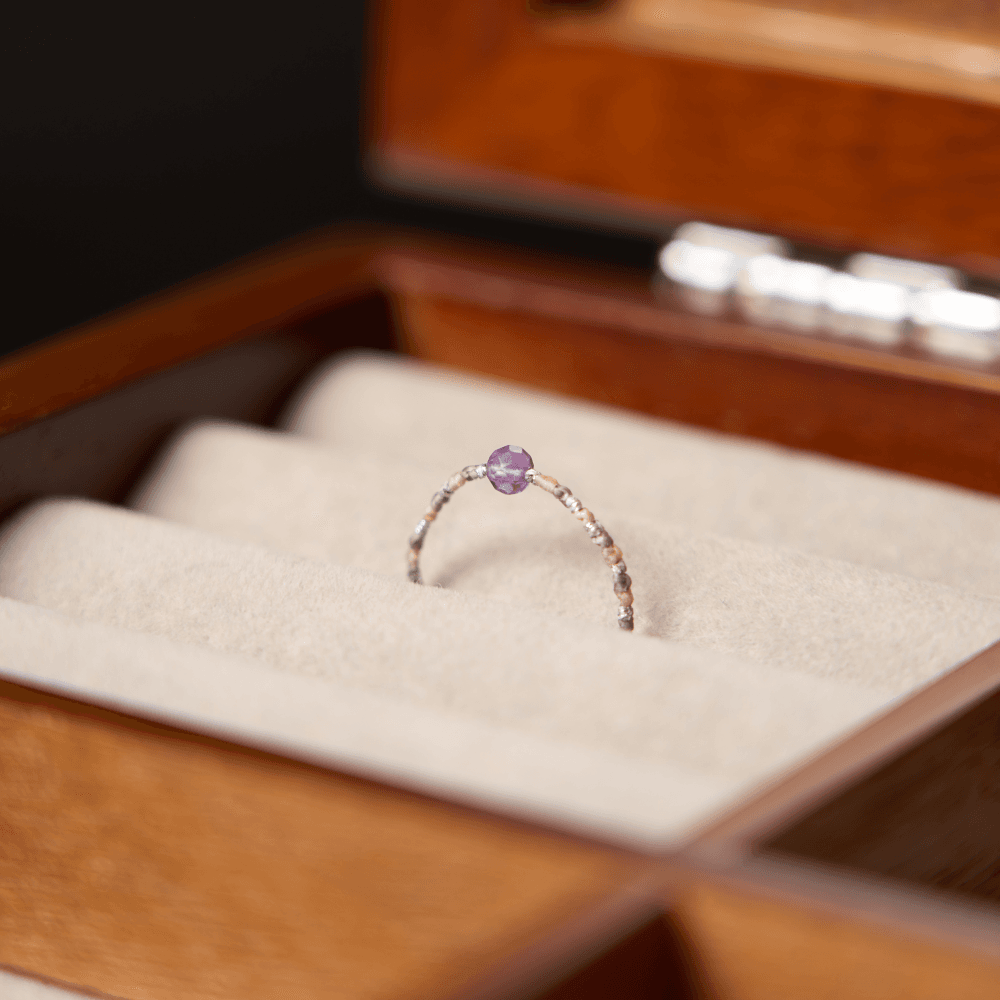 할머니의 보석반지