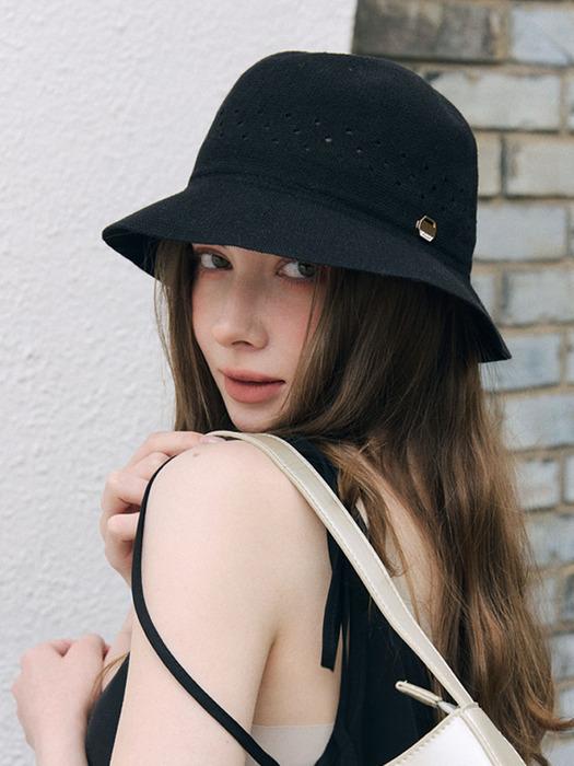 Center hole Pattern bucket hat (센터 홀 패턴 버킷 햇) H026BK