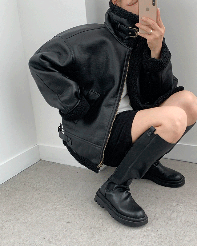 [early autumn sale] 하이넥 덤블 무스탕 (3color)