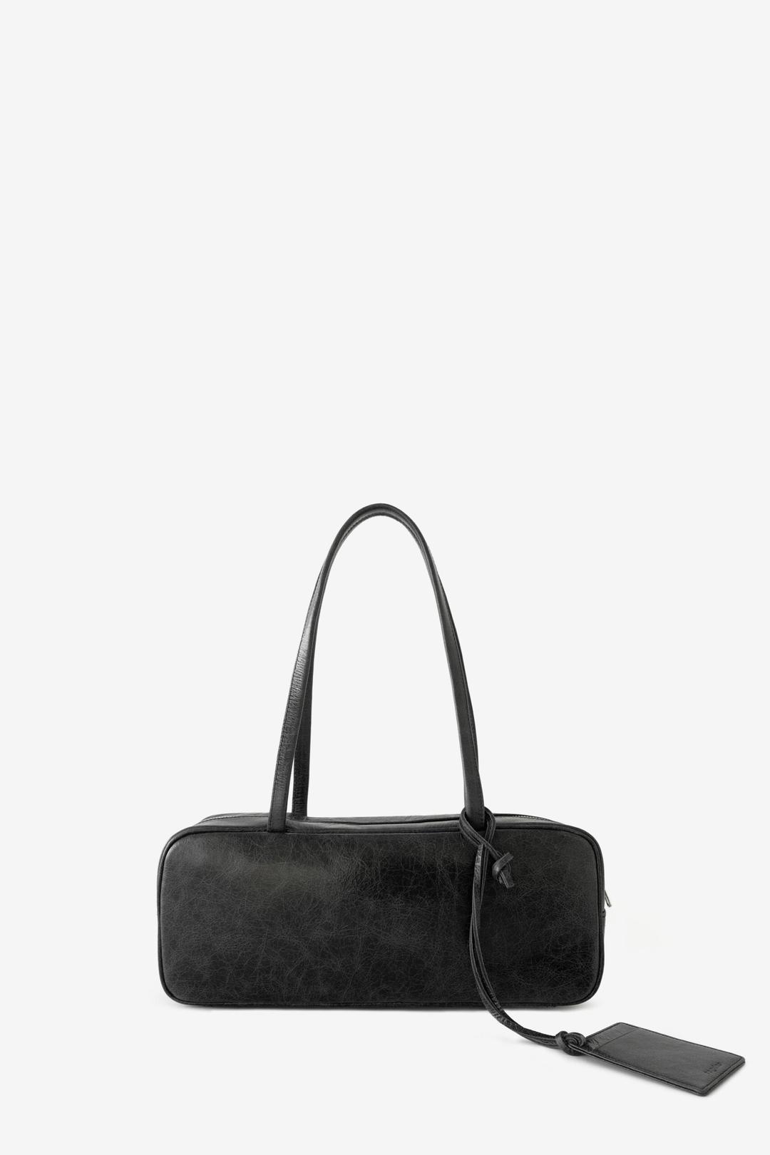 Boston Shoulder Bag Milled black
