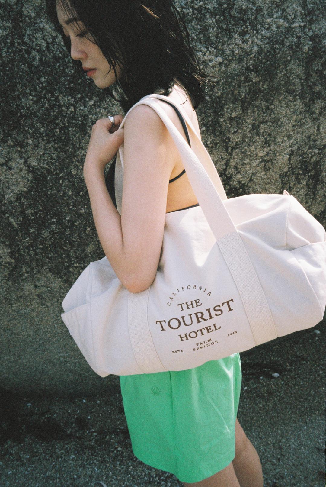 THE TOURIST HOTEL BAG (limited)