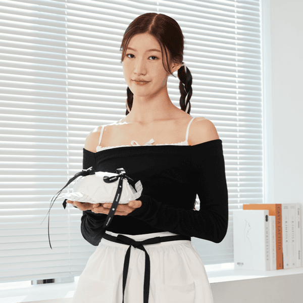 Ribbon Strap Half Apron White Black 리본 스트랩 하프 에이프런 화이트 블랙