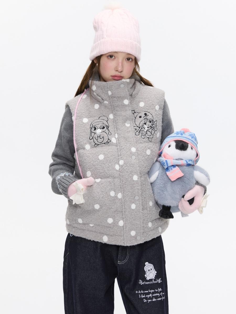 BETWEENAND Snowy Letter Dot Padded Vest