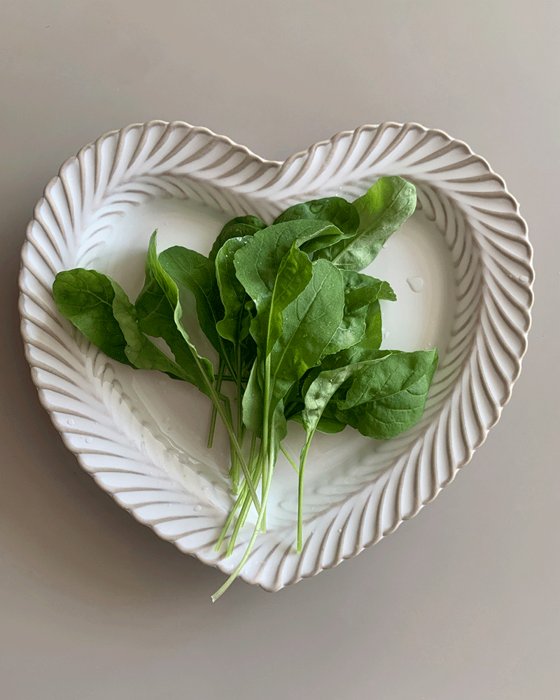 Antique heart plate (1c)