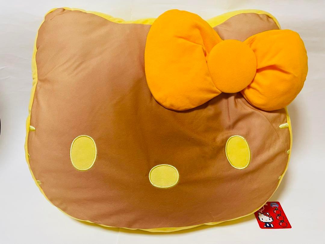 サンリオ　ハローキティ　キティちゃん　ホットケーキ　クッション　特大　ぬいぐるみ