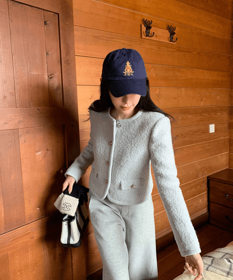 라운드 헤어리 부클 울 자켓