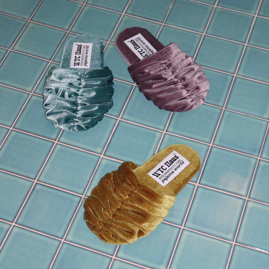 Croa Shoes (Turquoise)