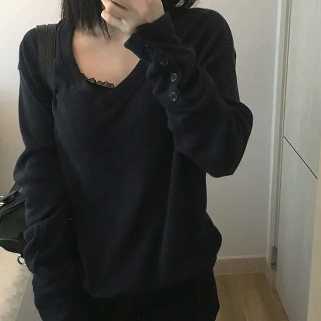 [new/국내제작] button knit deep V-neck T-shirt