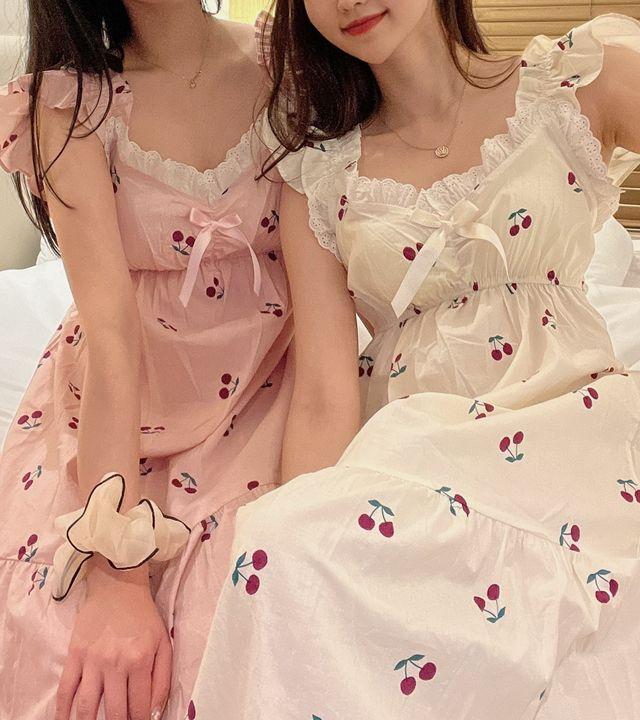 [모델소장/추천/곱창밴드세트] 국내제작 프릴 체리쥬빌레 민소매 롱 원피스 홈웨어 / 2color/모델추천/면100%/여름잠옷/민소매잠옷/롱원피스잠옷/여성잠옷/트윈잠옷/예쁨주의/상콤