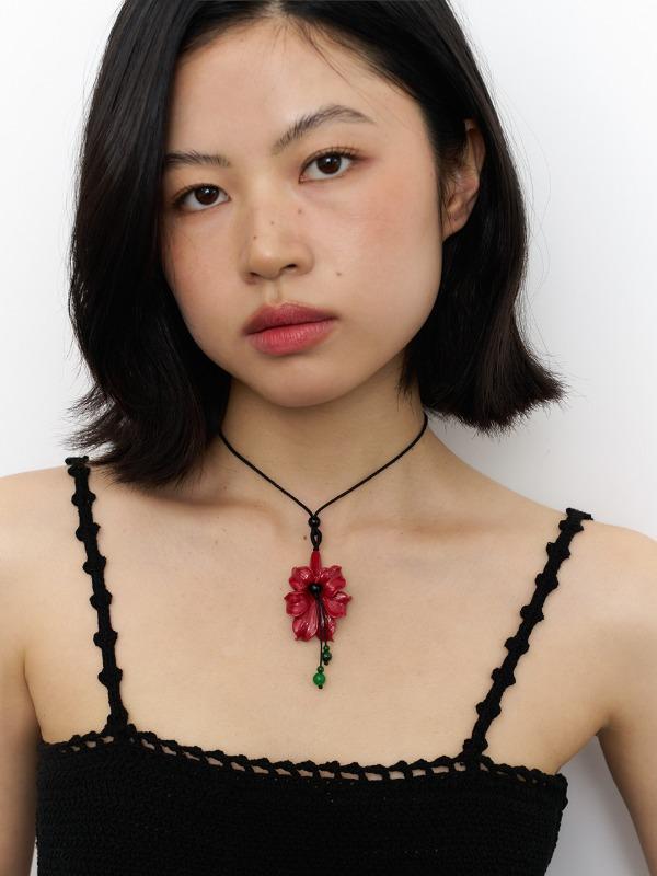 flower gemstone string necklace - red