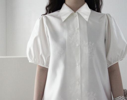 [자체제작] 양단 퍼프셔츠