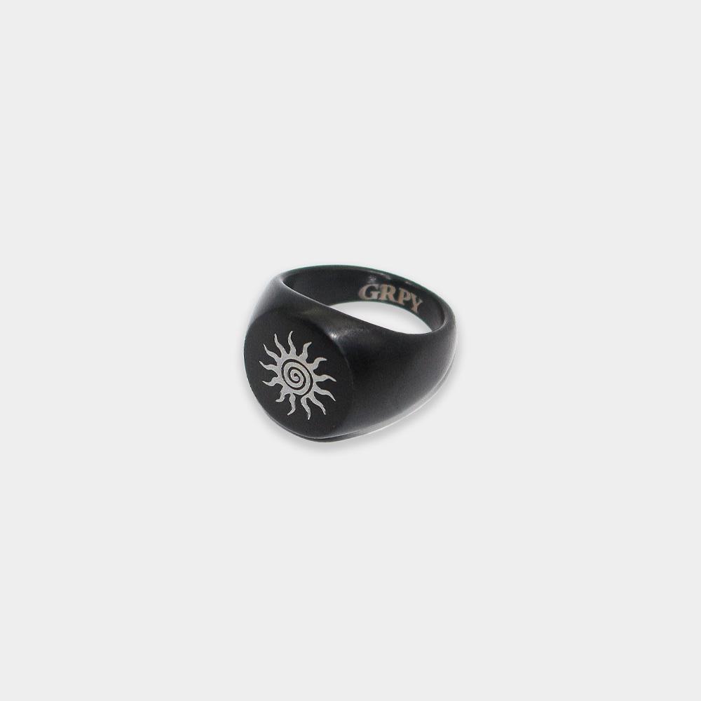 Surgical) Spiral Sun Stamp Bold Ring