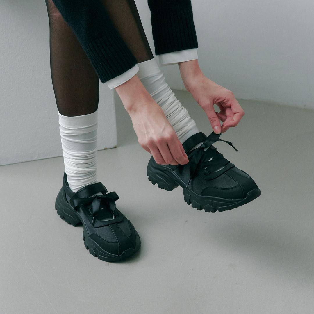 [CJ 단독] 누아르 벨크로 스니커즈 412530008 (5cm)