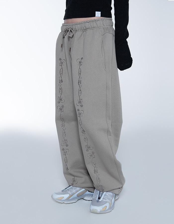 Rose vines Sweatpants [Mocha]