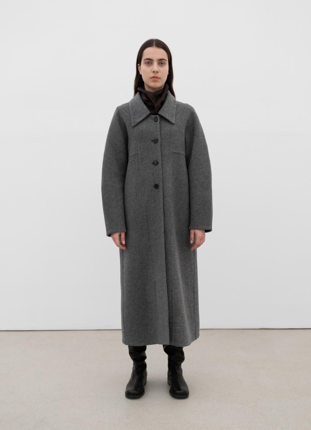 HD Low collar Long Coat
