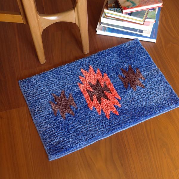 NAVAJO BATH MAT (BLUE)