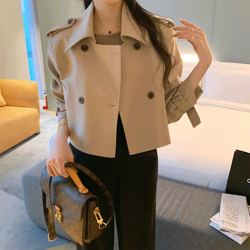 조이유 로리다 크롭 트렌치 자켓